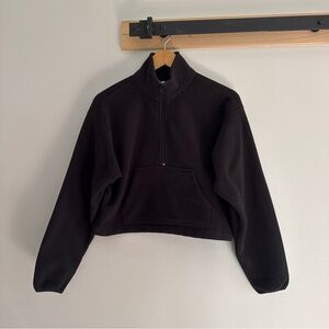 Aritzia TNA Black Cropped Fleece Pullover